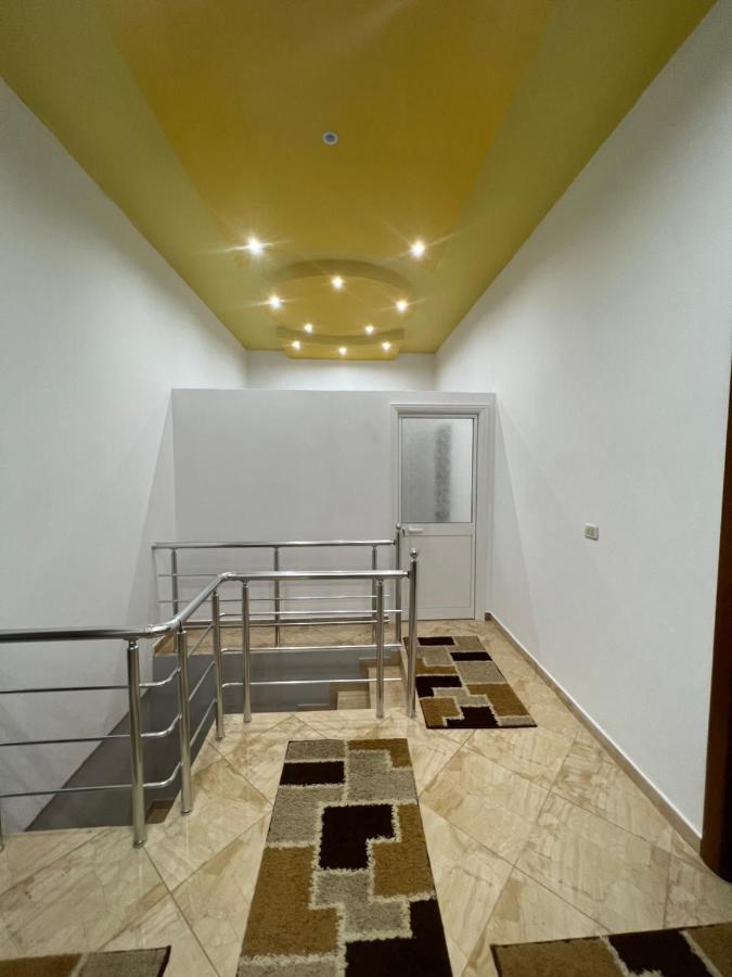 Lakefront House Shiroka Bagian luar foto