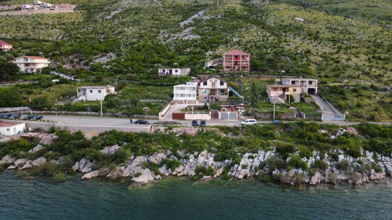 Lakefront House Shiroka Bagian luar foto