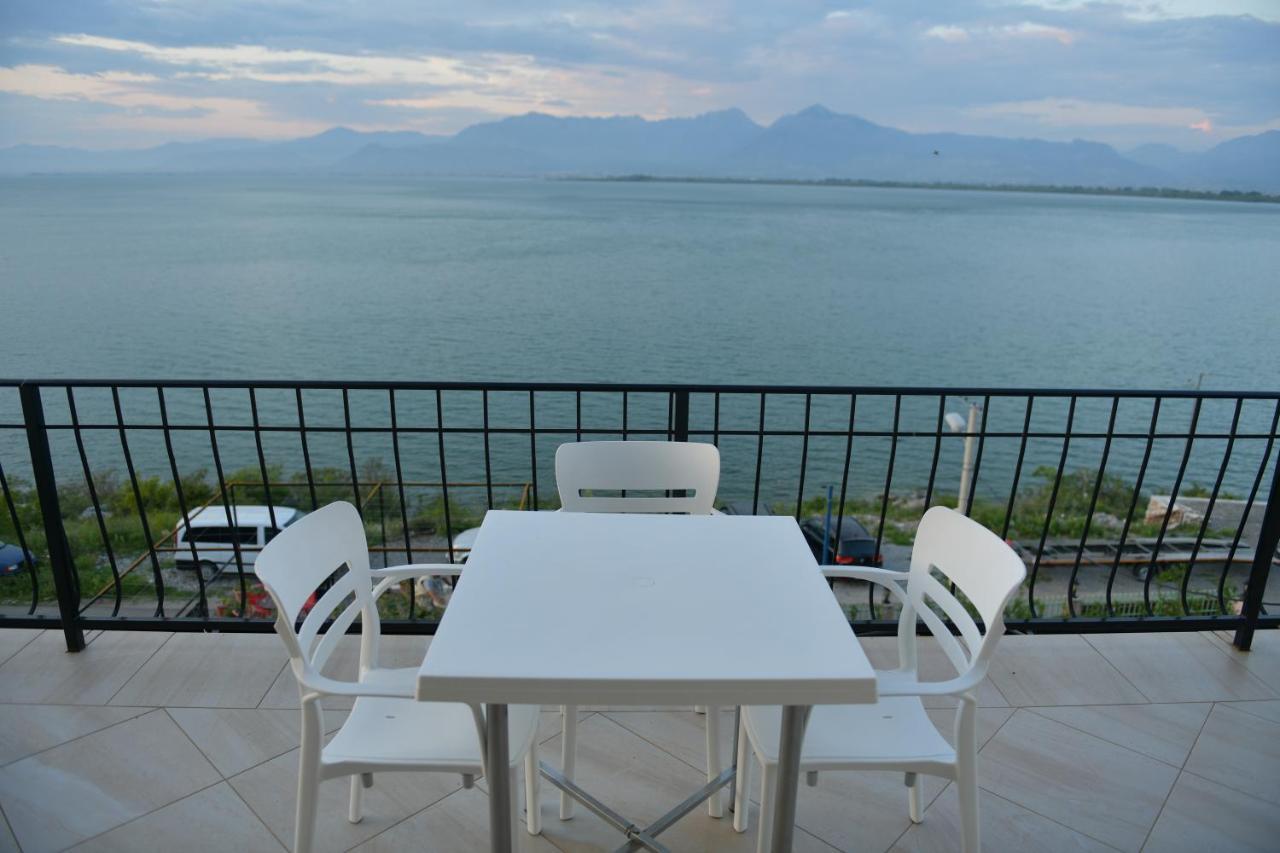 Lakefront House Shiroka Bagian luar foto