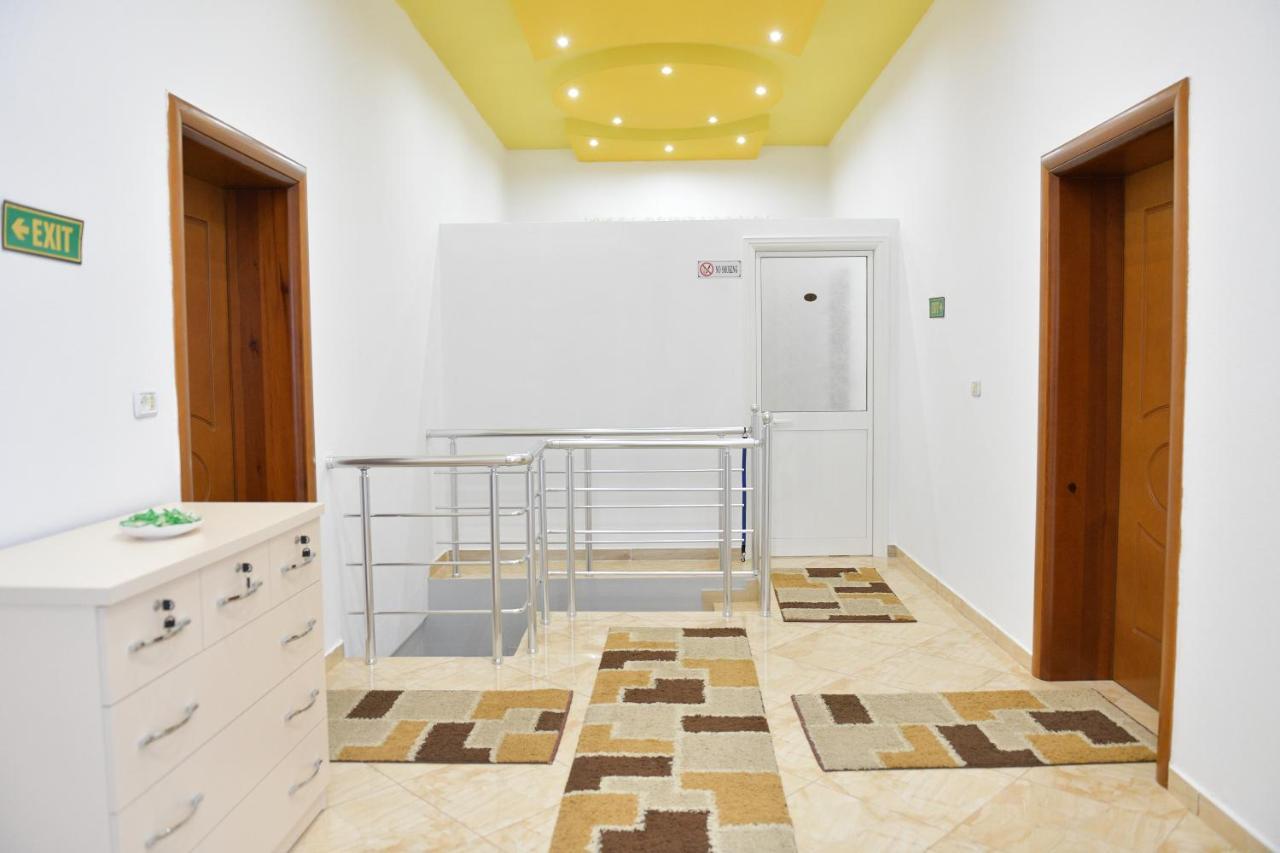 Lakefront House Shiroka Bagian luar foto
